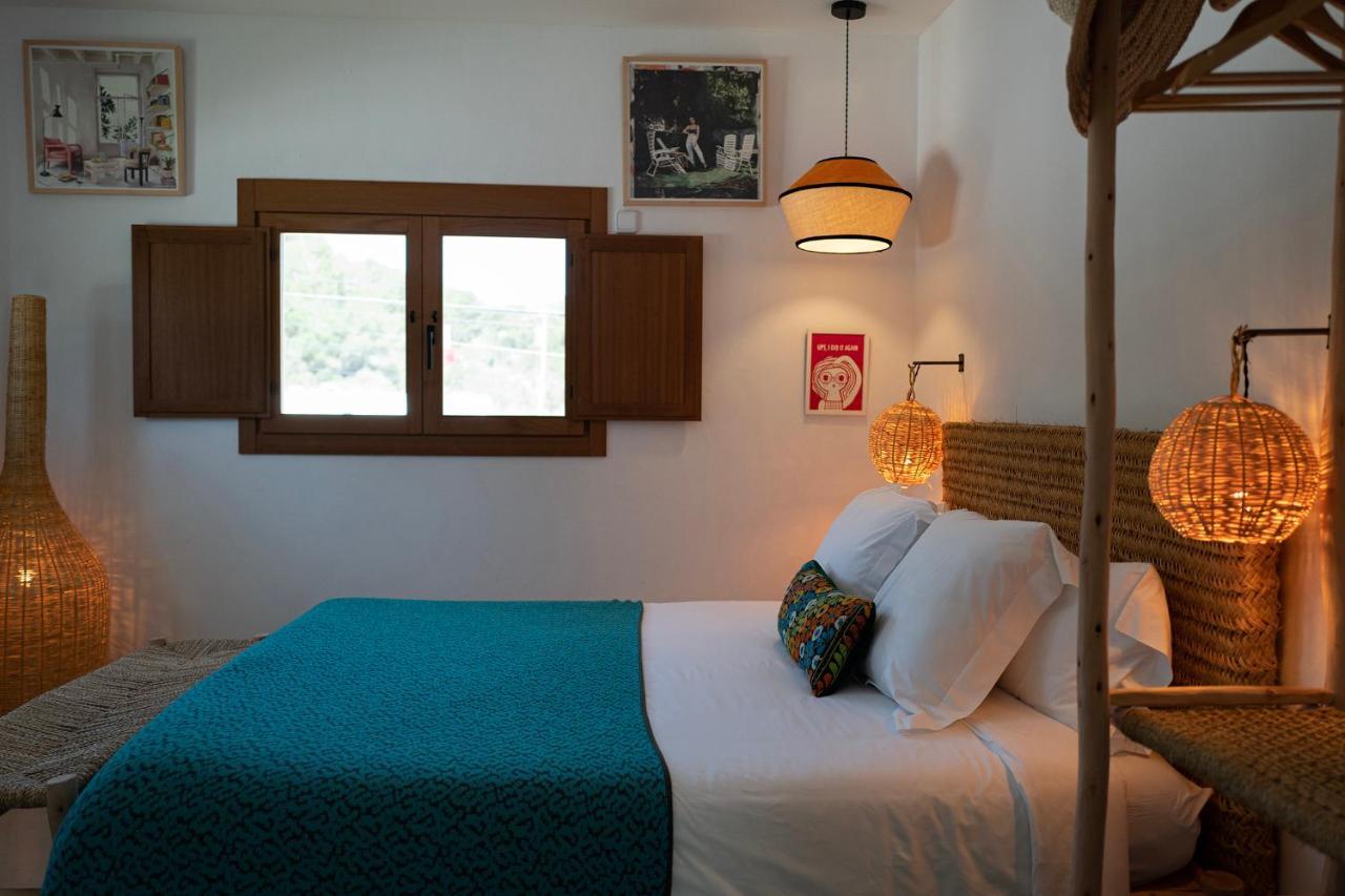 Hostal Mar Y Sal (Adults Only) Sant Josep de sa Talaia Exterior photo